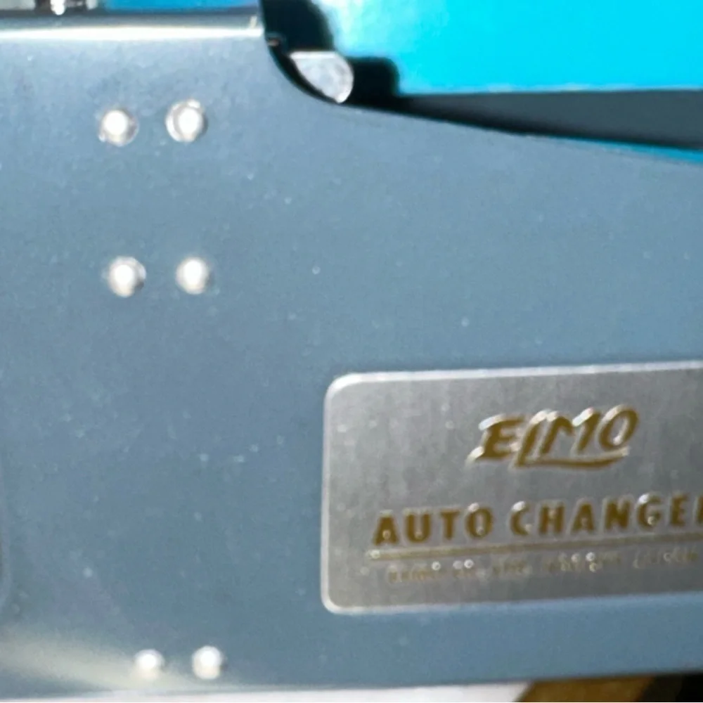 Elmo Auto Changer Slide Projector & Color Transparencies